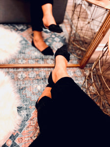 Bow Down Flats