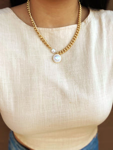 Bold Pearl Necklace